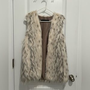 Zara faux fur vest